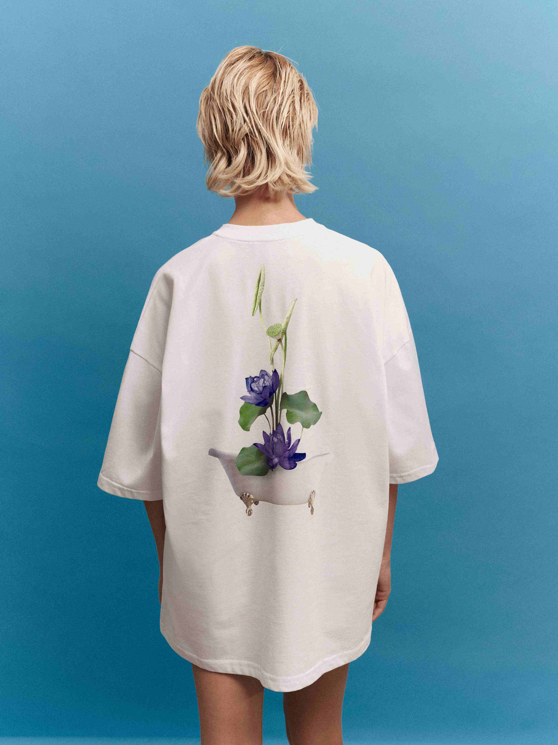 t-shirt "care so much" in white color