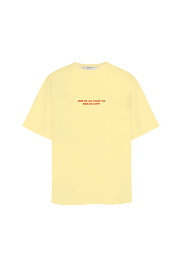 t-shirt "inner child" in baby yellow color