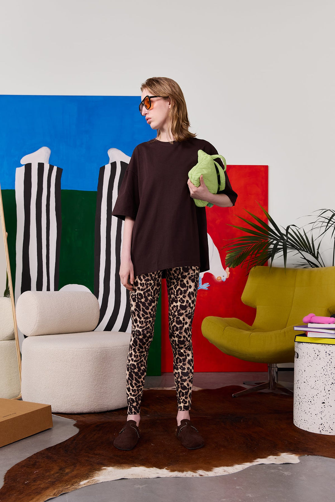 logo t-shirt in brown color