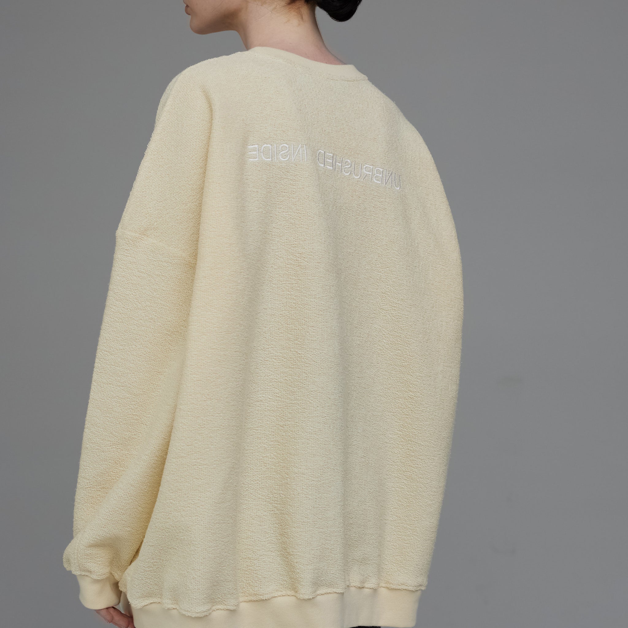 sweatshirt "unbrushed" in vanilla color