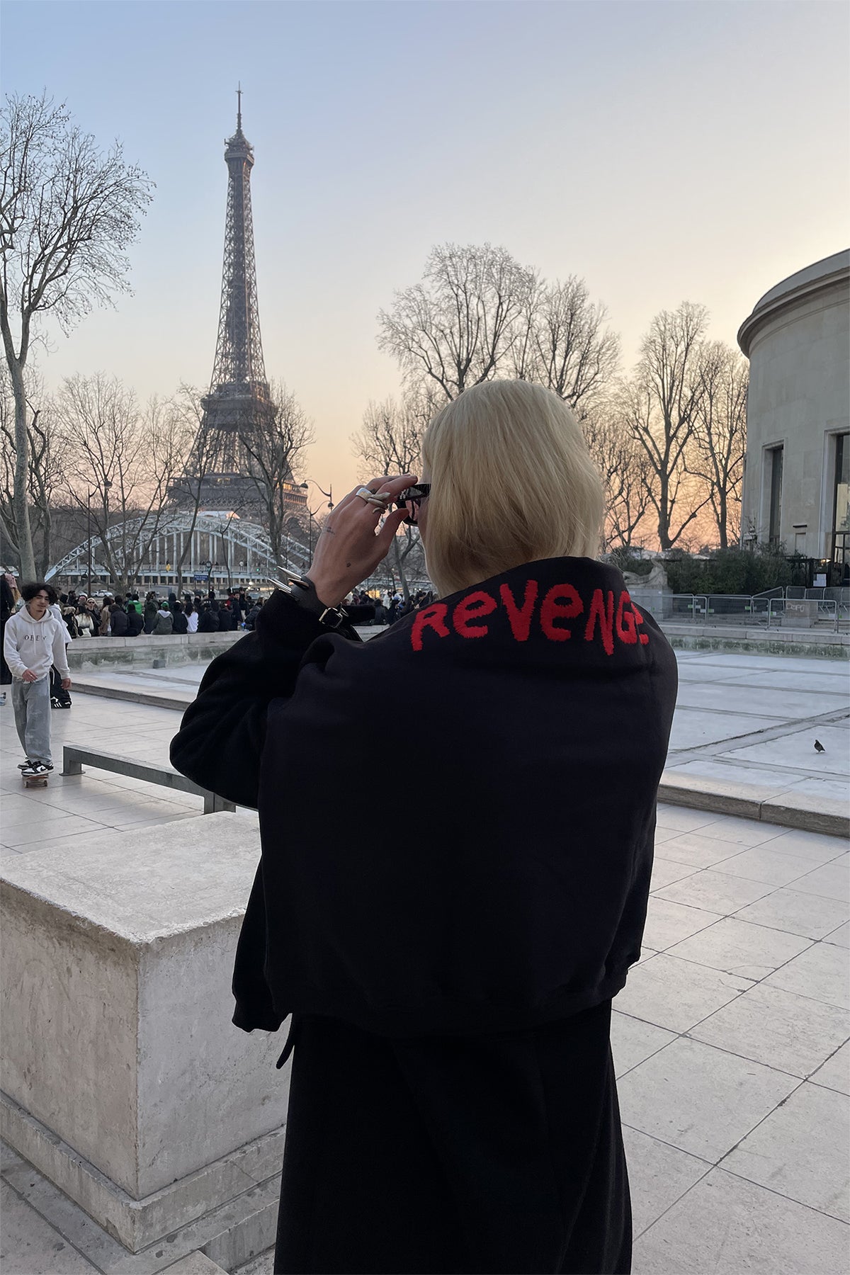 revenge sweatshirt in black color