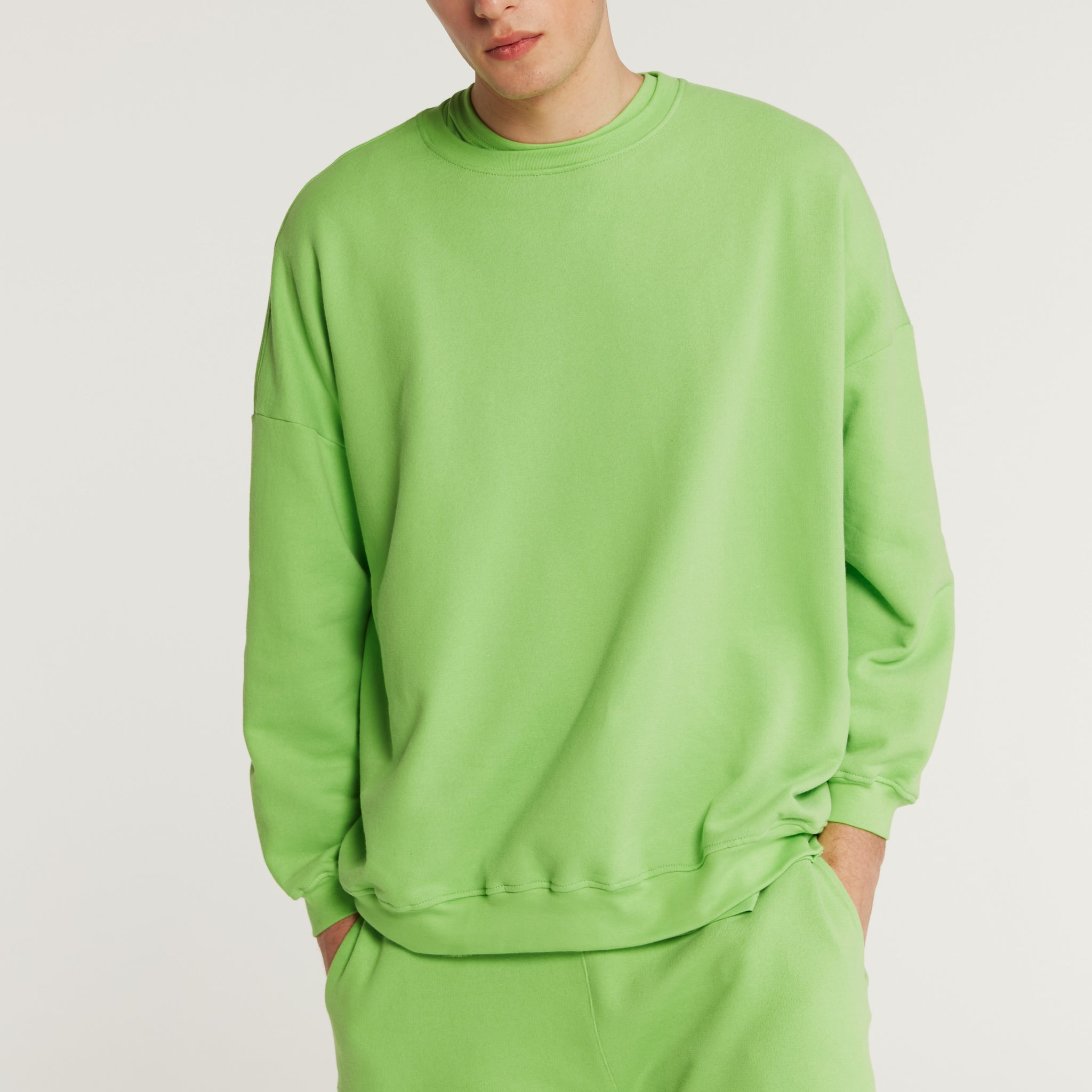 basic sweatshirt in jasmine color