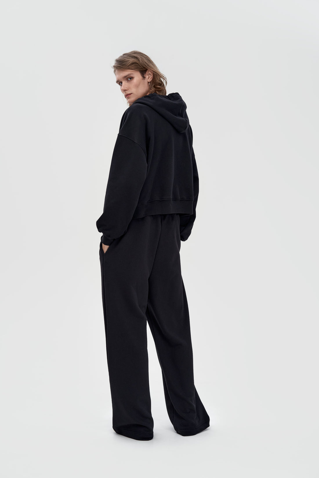 pants "real big" in black color