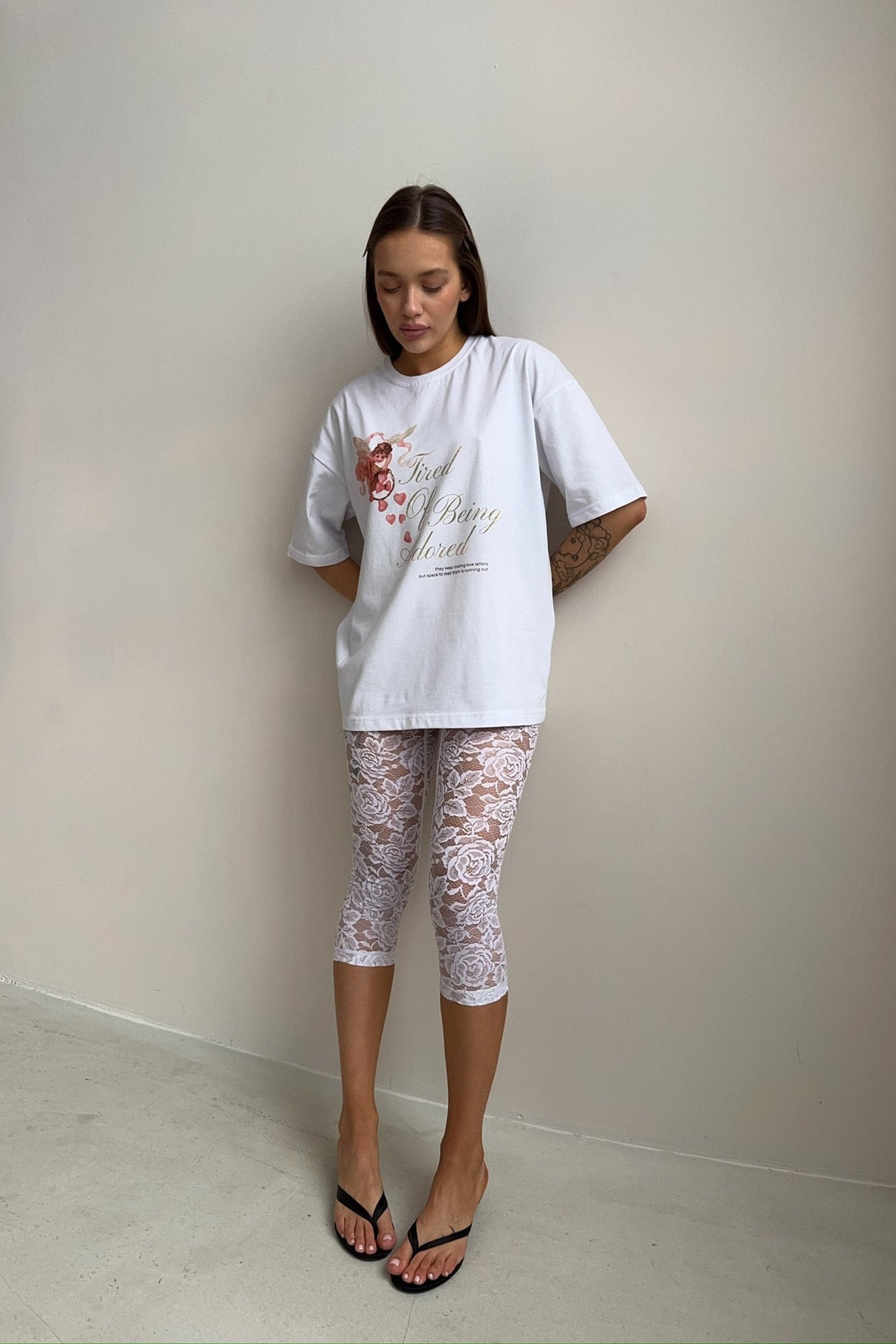 pants lace in white color