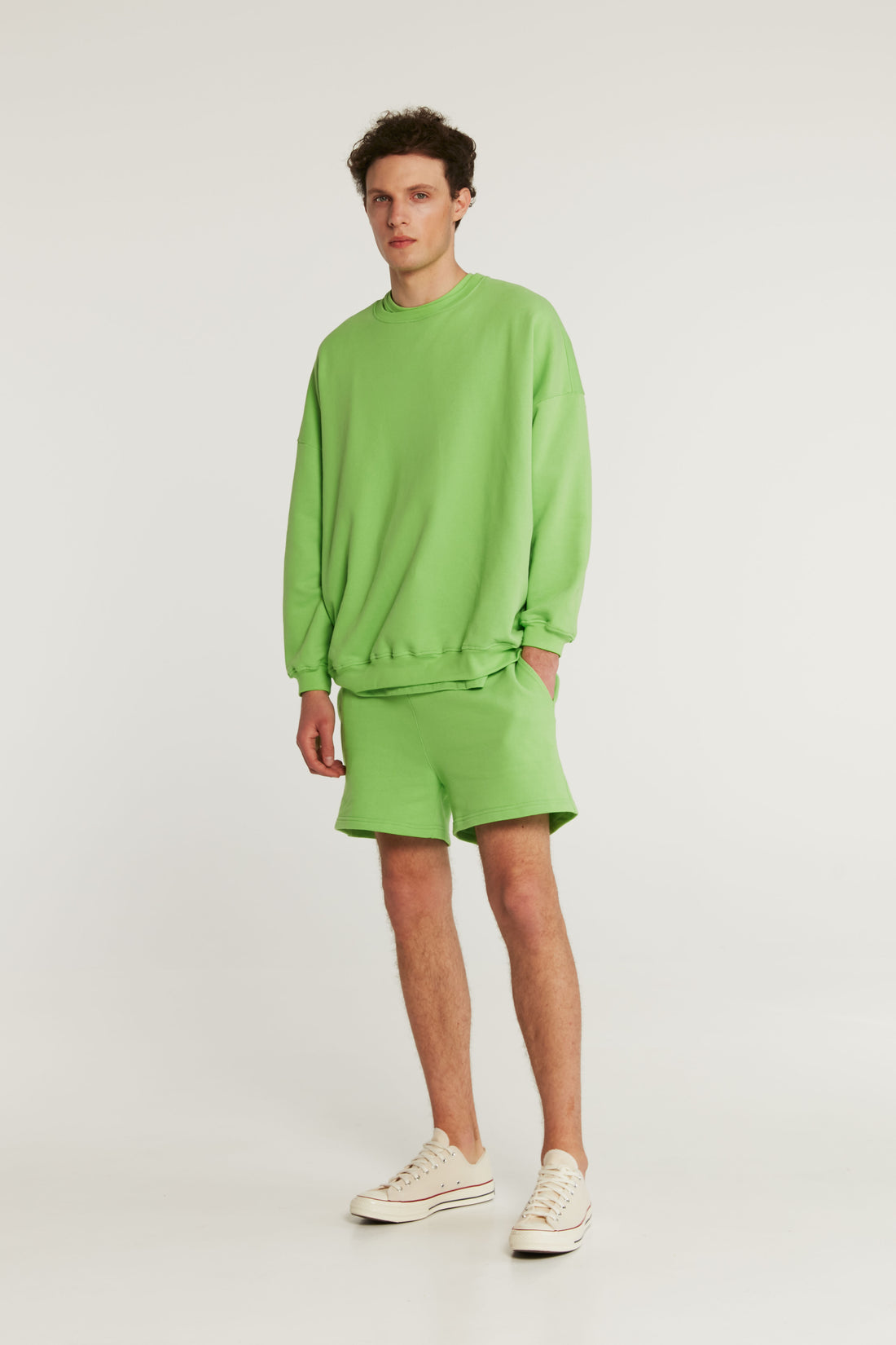 basic sweatshirt in jasmine color