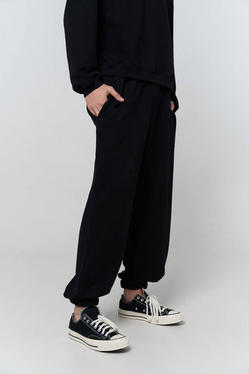 pants "groove" in black color