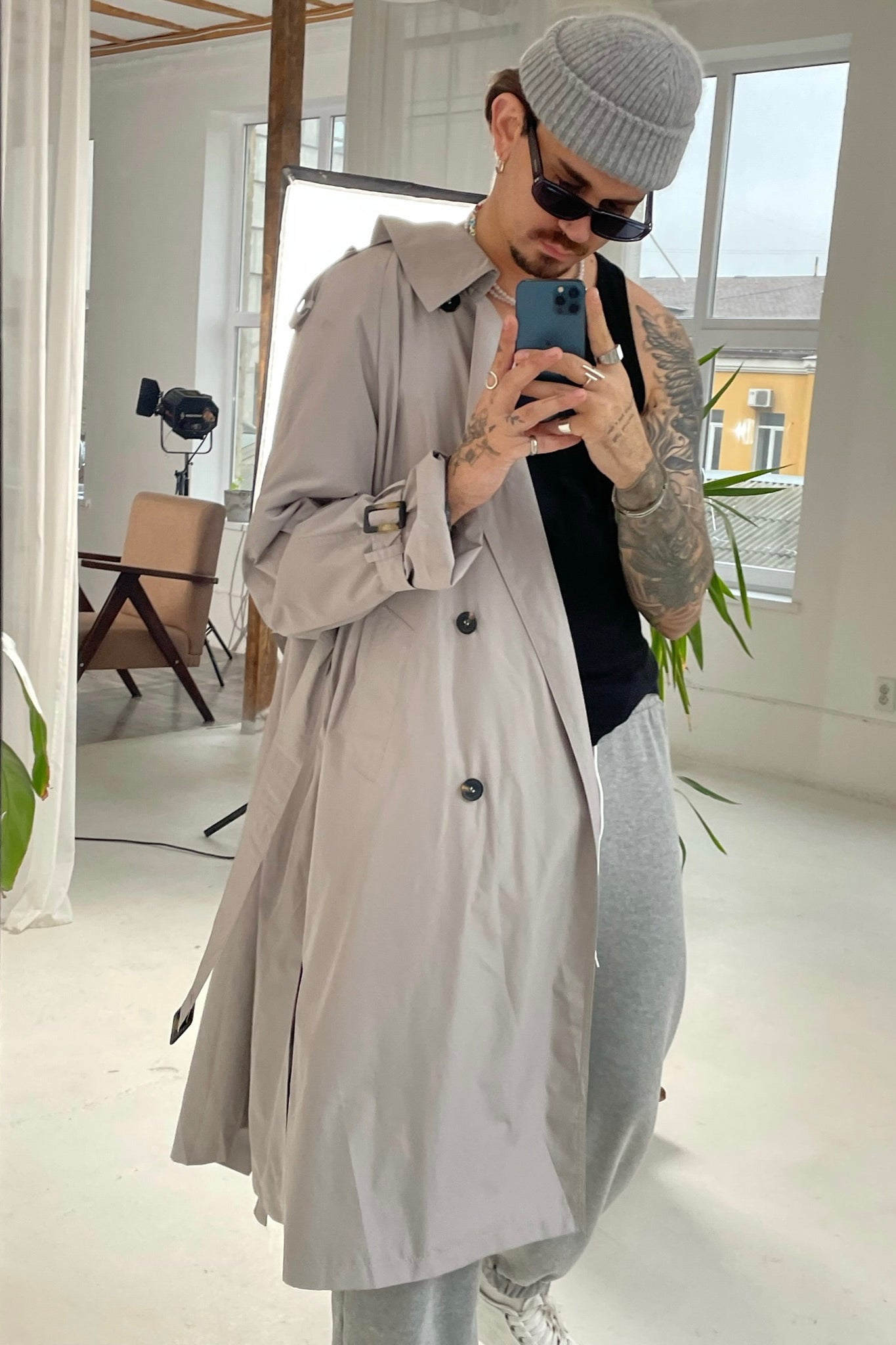 80s trench coat in grey color