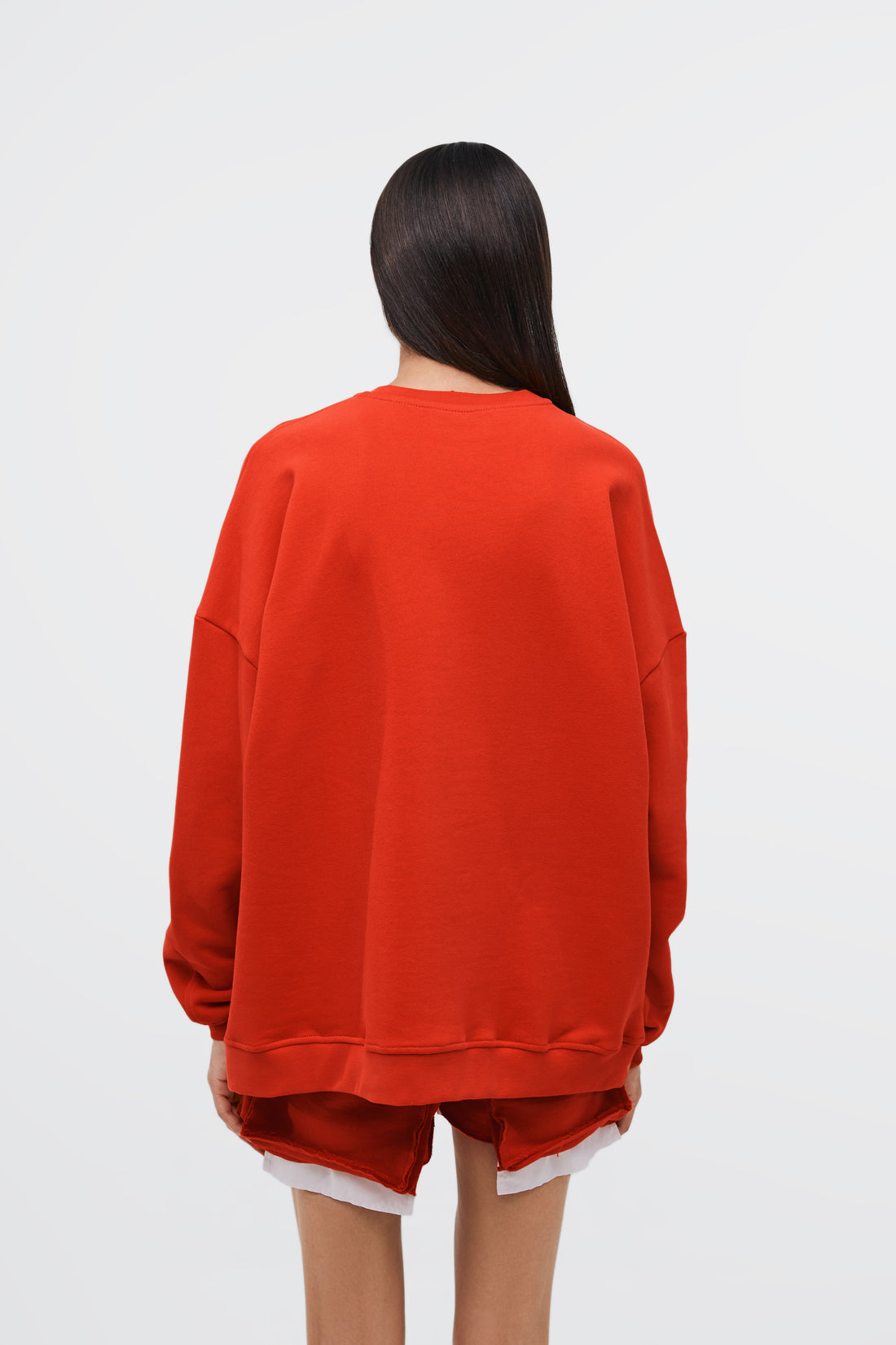 basic sweatshirt in red color